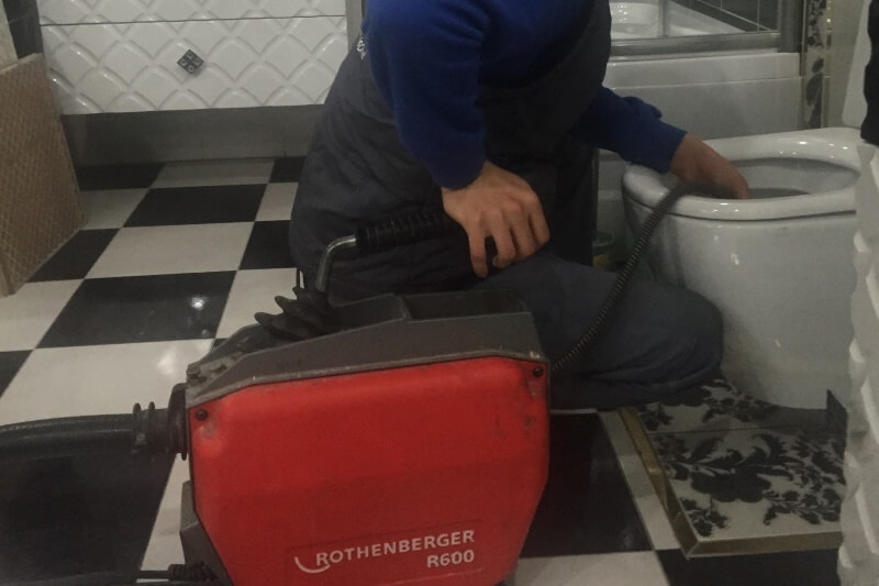 Gebze Tuvalet Lavabosu Acma
